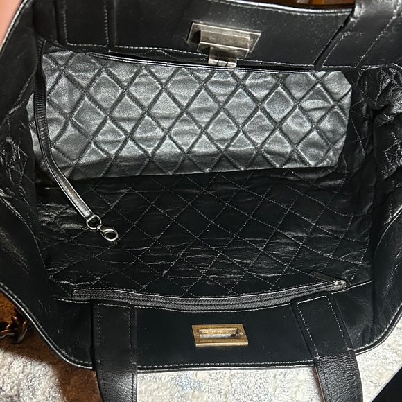 257. CHANEL Reissue Red Leather Chain Shoulder Bag with COA - Picture 8 of 13